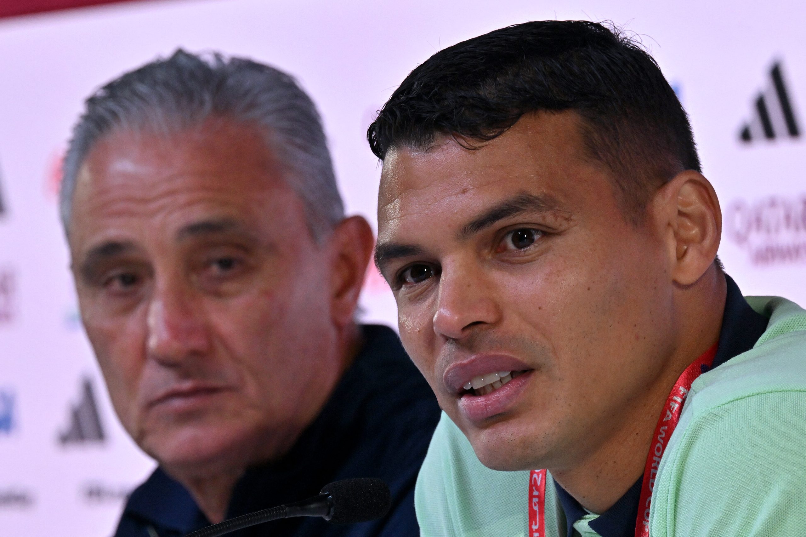 Thiago Silva será o capitão contra a Sérvia
