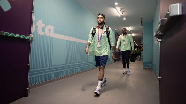 Daniel Alves será o capitão da seleção brasileira