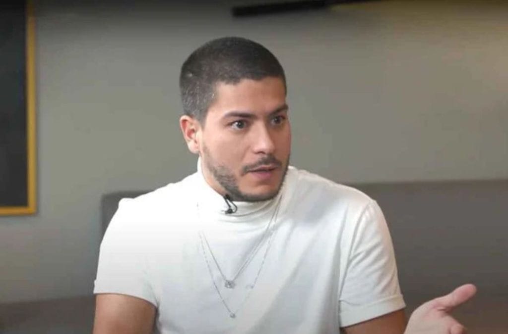 Arthur Aguiar vai se afastar das redes sociais: “Vou ficar sumidinho”