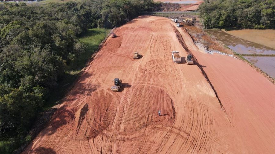 Dividida em três lotes, duplicação da BR-280 não avançou mais devido à escassez de recursos