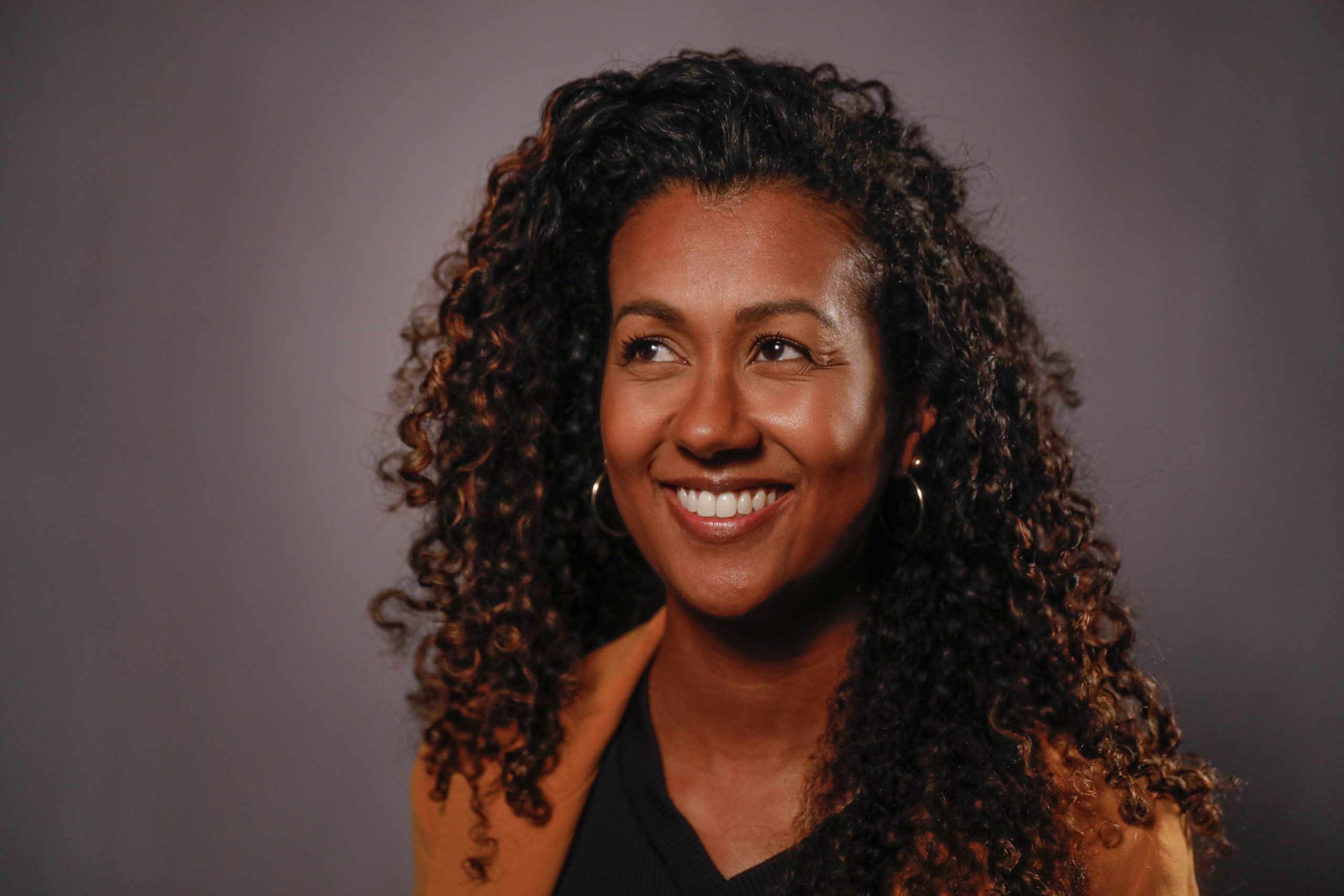 Bia Vargas (PSB) foi candidata a vice na chapa com Décio Lima (PT)