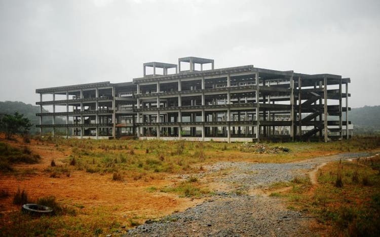Obras no campus da UFSC em Joinville estão paradas desde 2012, sem previsão de retomada