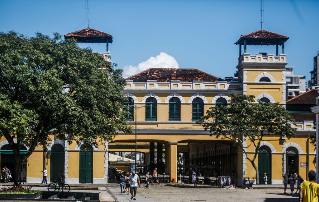 Centro de Florinaópolis dia de sol