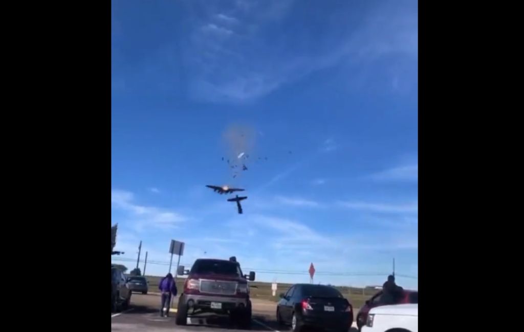 Avião
