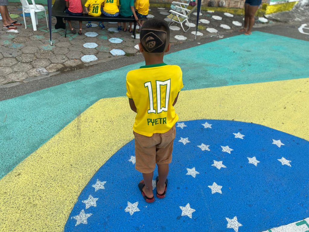 Torcedor do Brasil inovou no penteado para a Copa do Mundo