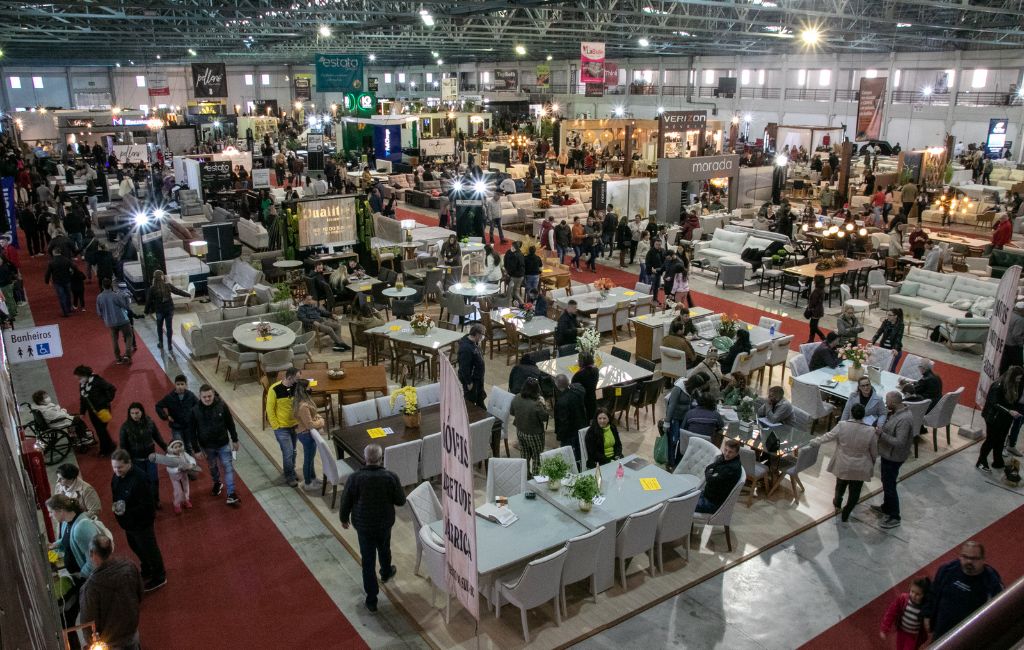 Feira de móveis