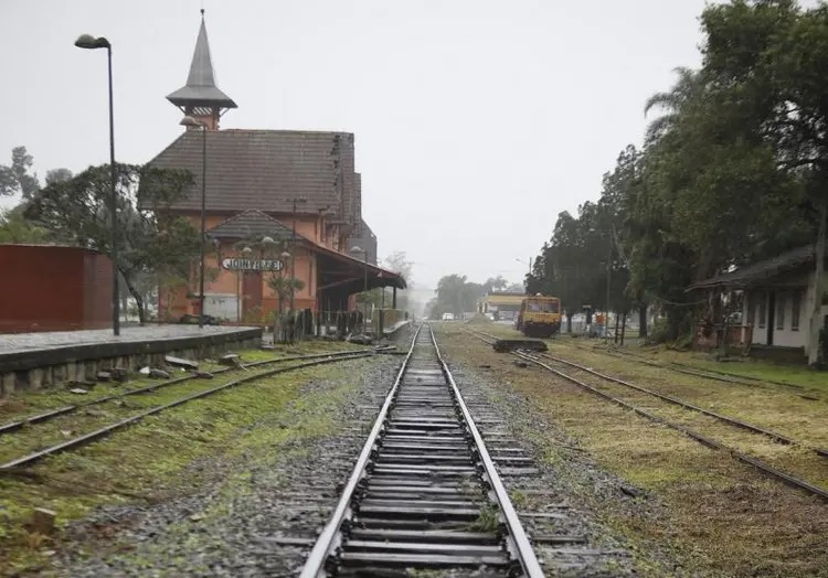 Parecer sobre pedido de tombamento da ferrovia citou que há construções tombadas, como a estação de Joinville