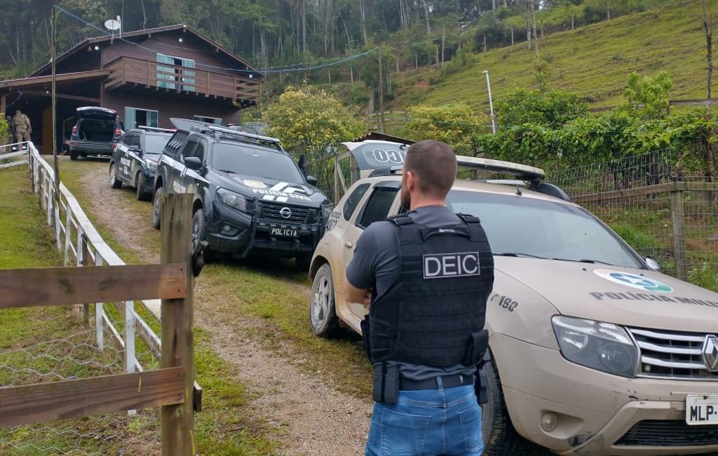 Operação contra célula nazista