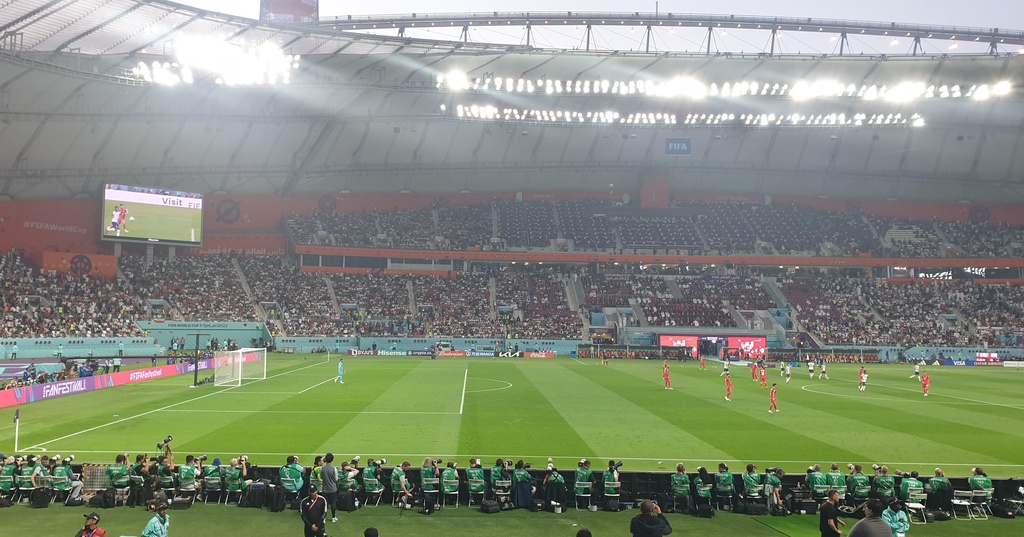 Estádio Khalifa International foi o quarto visitado pela equipe da NSC