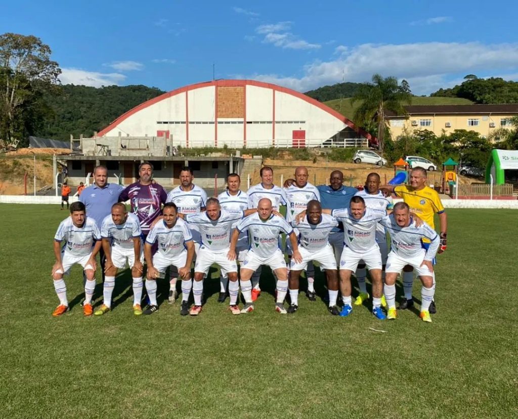 Equipe master do Avaí em amistoso