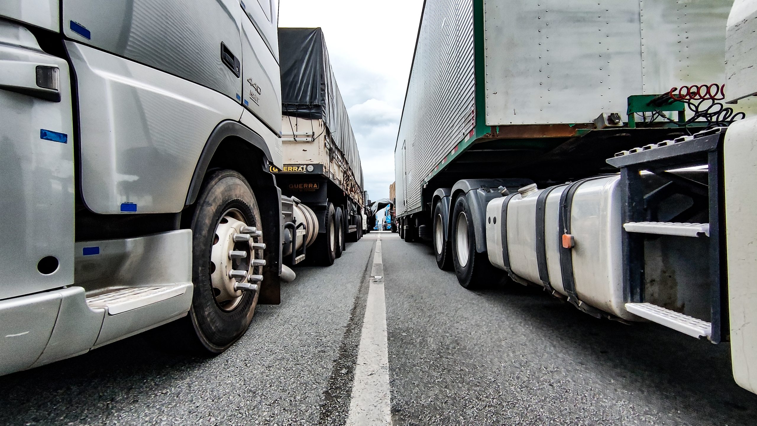 Manifestantes se reuniram em diversas regiões do Estado
