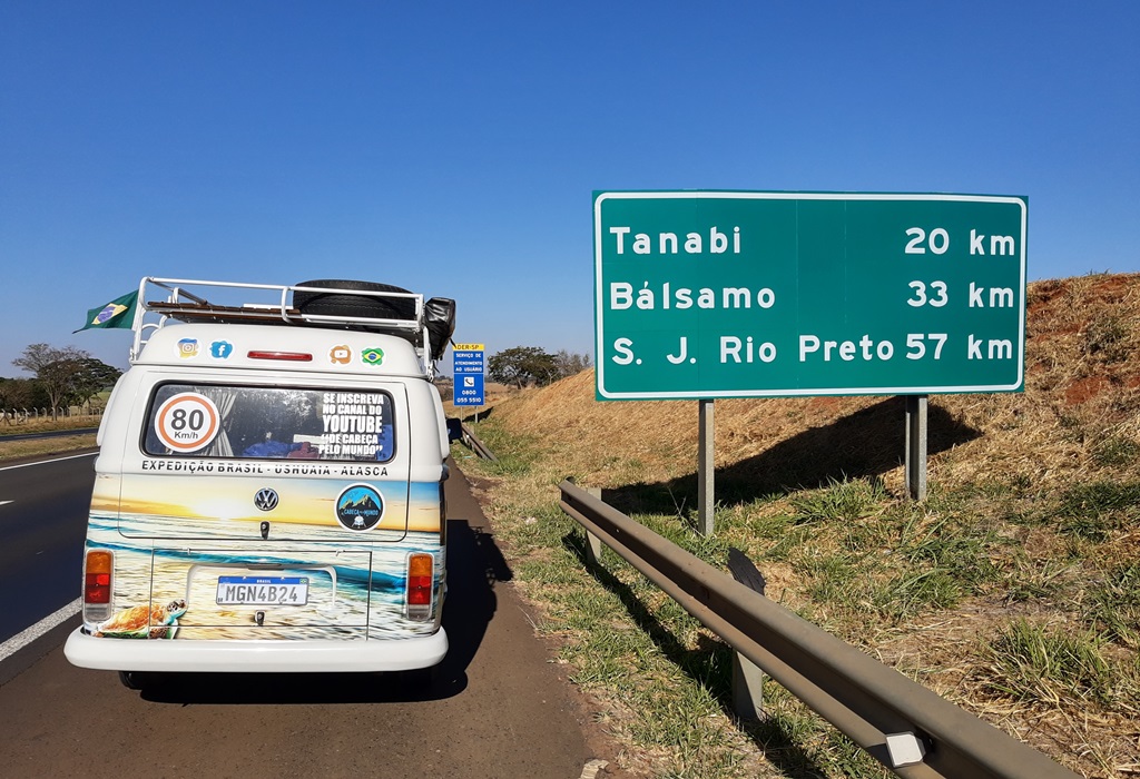 de cabeça pelo mundo