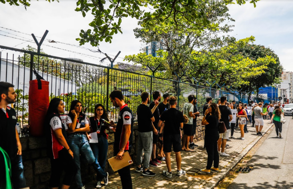 Milhares de alunos participaram do Enem no primeiro domingo