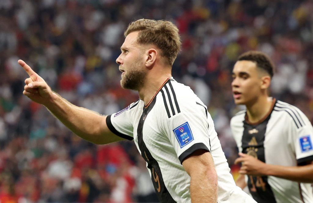 Füllkrug comemora gol pela Alemanha contra a Espanha