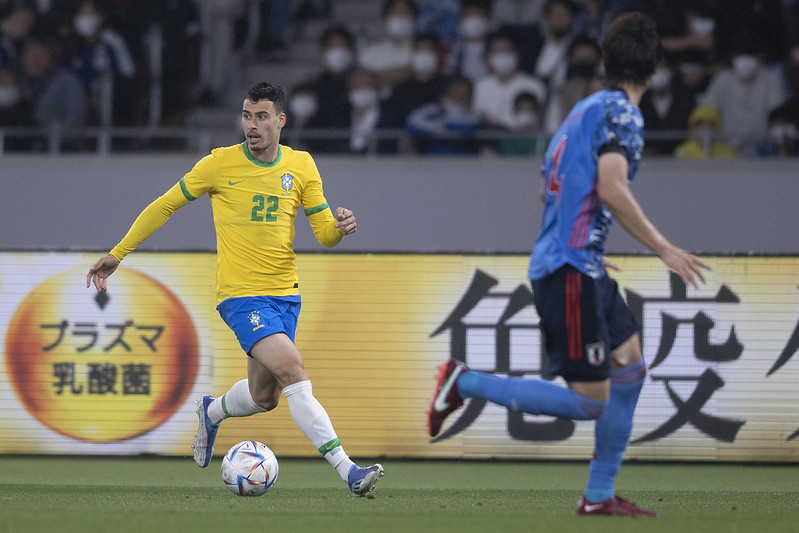 Gabriel Martinelli jogando pela Seleção Brasileira em amistoso contra o Japão