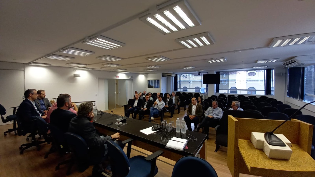 Reunião entidades Floripa com vereadores