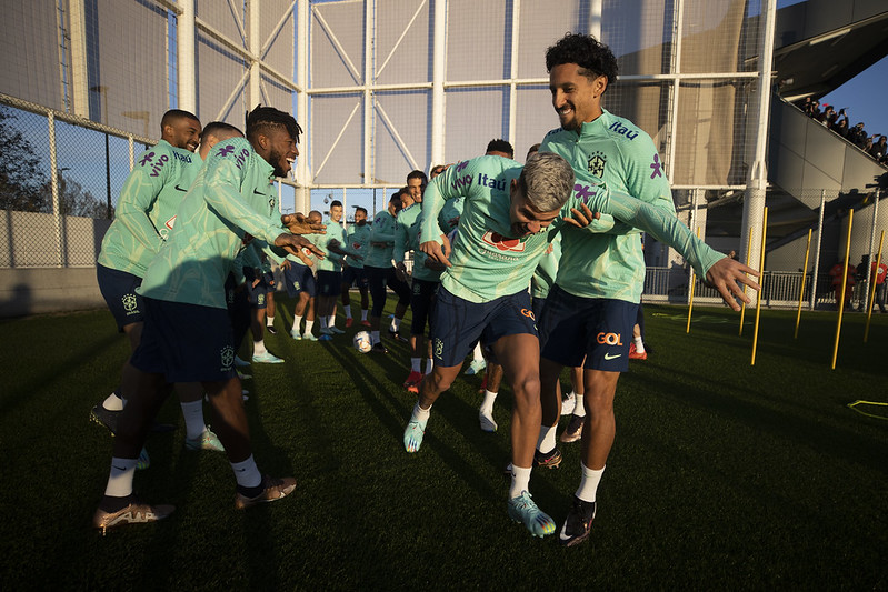 Seleção Brasileira treinando em Turim