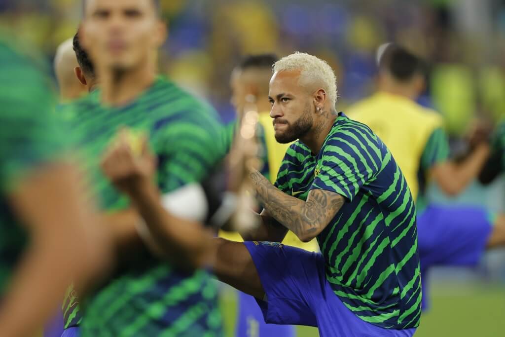 Neymar volta de lesão e com visual novo para enfrentar a Coreia do Sul