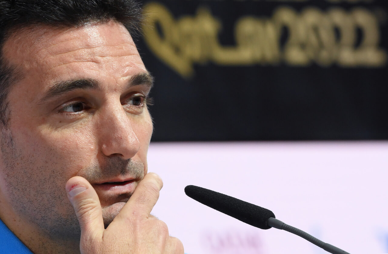 Scaloni fala sobre a presença de Messi na final (Foto: Franck Fife/AFP)