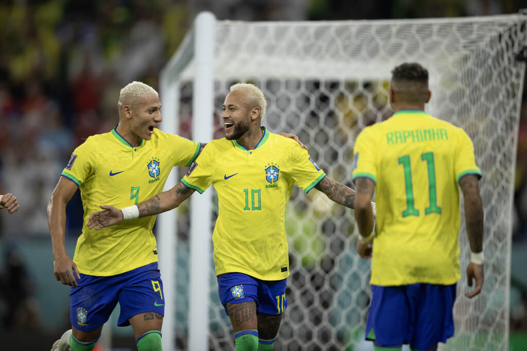 Neymar volta de lesão e tem boa atuação contra Coreia do Sul nas oitavas da Copa