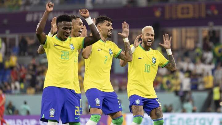 Brasil comemora gols com dancinha e muita alegria