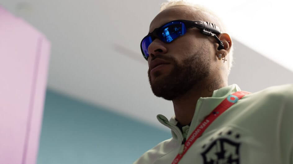 Neymar chega a SC após eliminação na Copa