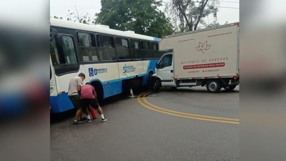 Acidente no Morro da Lagoa da Conceição, em Florianópolis