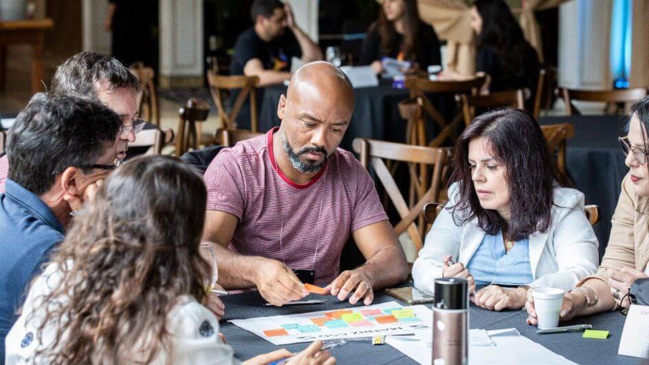 A ACIF desenvolve uma série de ações por meio de Núcleos Setoriais