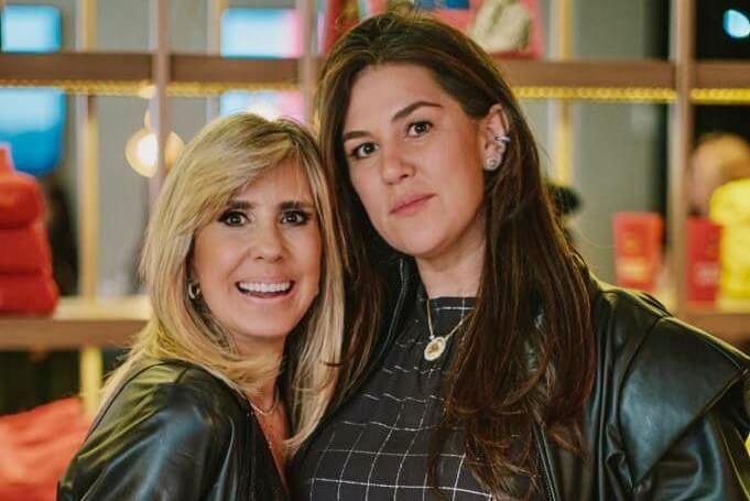 Adriana Piazza e Roxy Scoz estão na linha de frente do Christmas Trend.