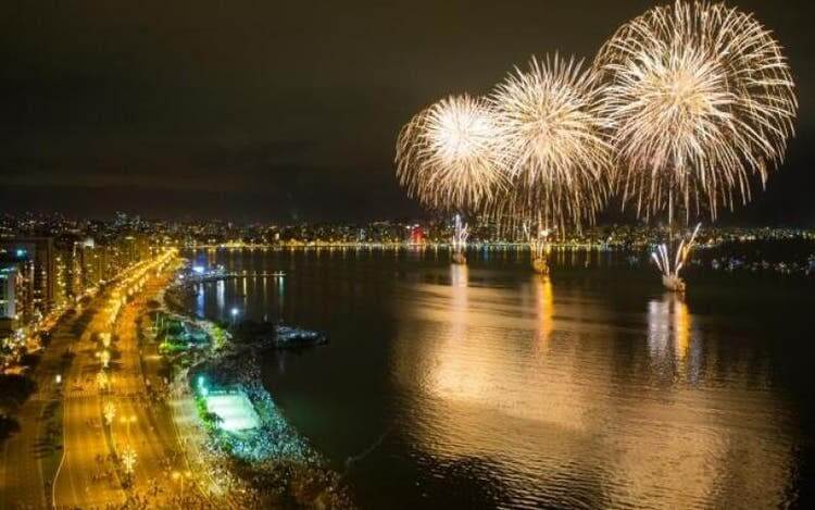 Virada-praia-reveillon