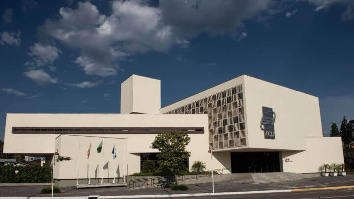 Em manifestação, Acij citou preocupação com risco fiscal