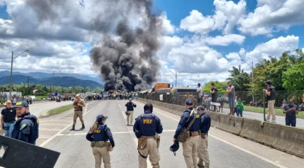 Bloqueio da BR-101 em SC