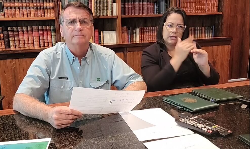 bolsonaro faz pronunciamento