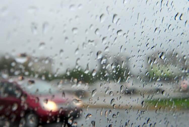 Semana começa com chuva em grande parte de SC