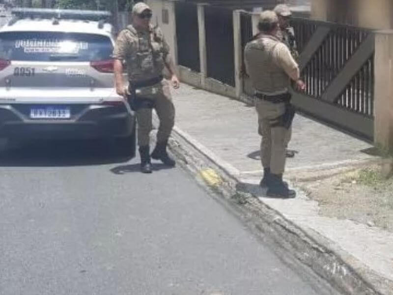 Mulher de 24 anos não resistiu aos ferimentos e morreu