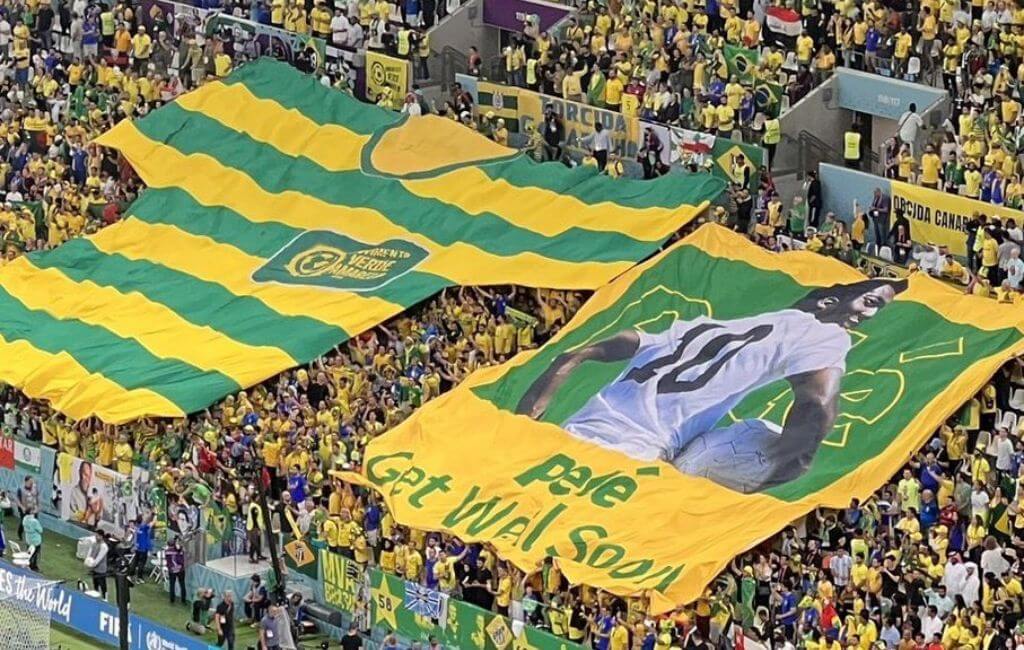 homenagem a Pelé brasil e camarões