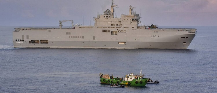 Porta-aviões francês interceptou barco brasileiro carregado com cocaína