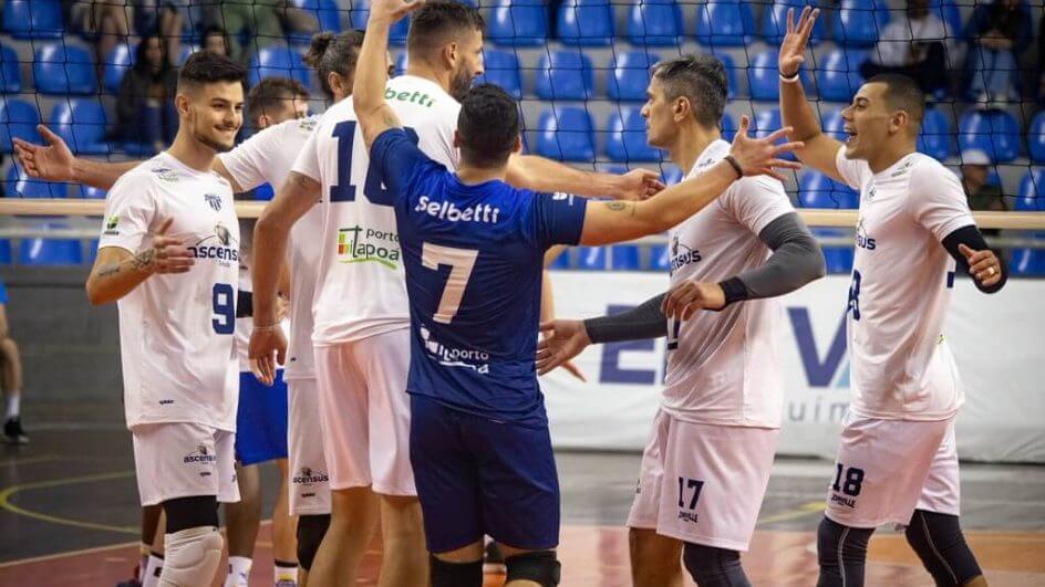 joinville vôlei em quadra