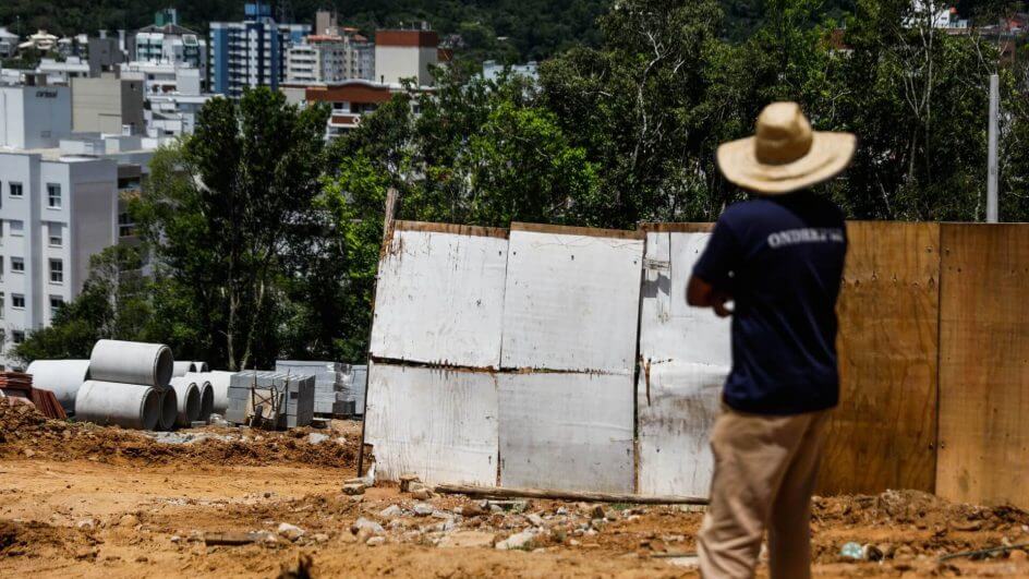 Condomínio de luxo no Córrego Grande (Tiago Ghizoni, Diário Catarinense)