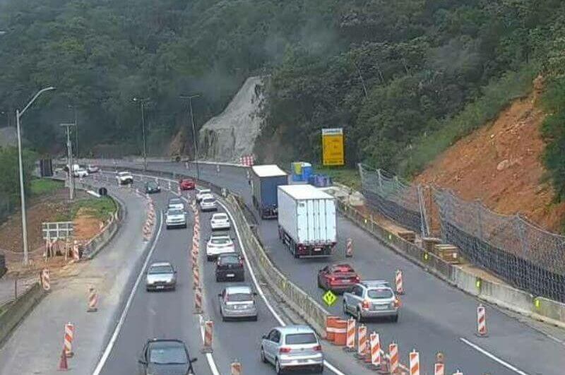 Arteris instalou uma barreira dinâmica que pretende desafogar o trânsito