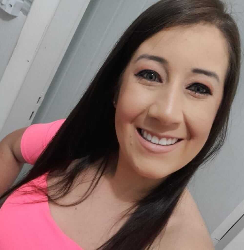 Mulher foi morta a tiros na manhã desta quarta-feira (21)