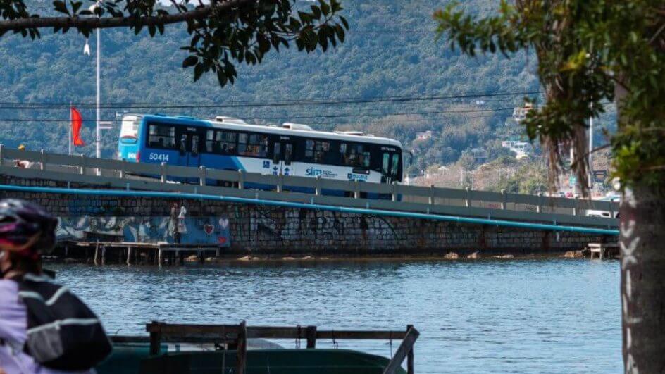 ônibus transporte coletivo em Florianópolis