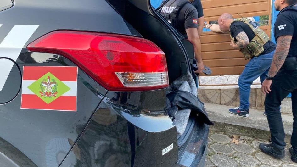 Operação contra crimes de corrupção na liberação de obras em Florianópolis