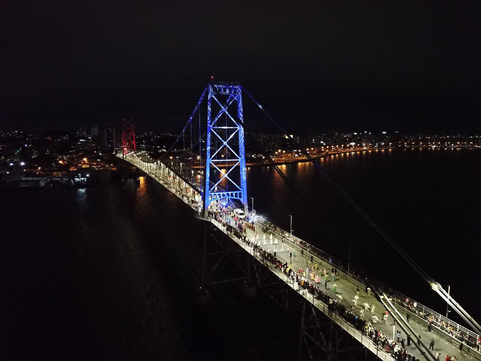 Parada de Natal na Ponte Hercílio Luz ( Leonardo Sousa/PMF)
