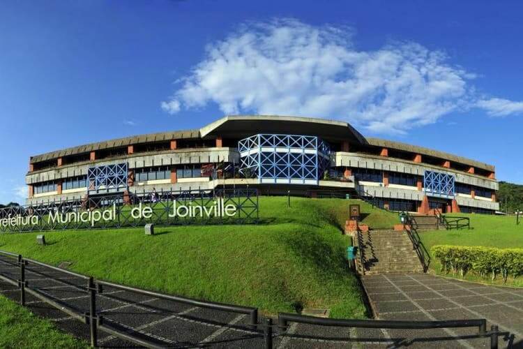 O processo seletivo anterior para temporários havia sido aberto no final de setembro pela prefeitura de Joinville