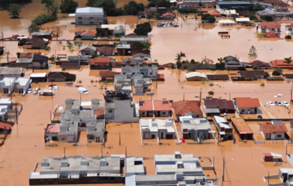 Cidade ficou totalmente alagada