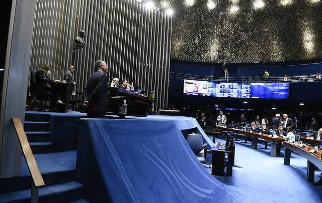 senado analisa pec da transição