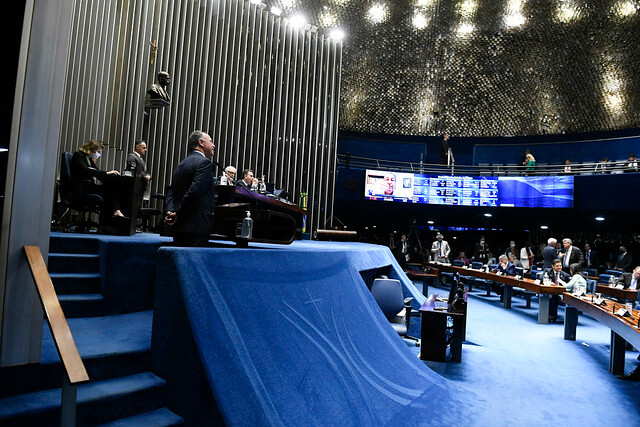 senado analisa pec da transição