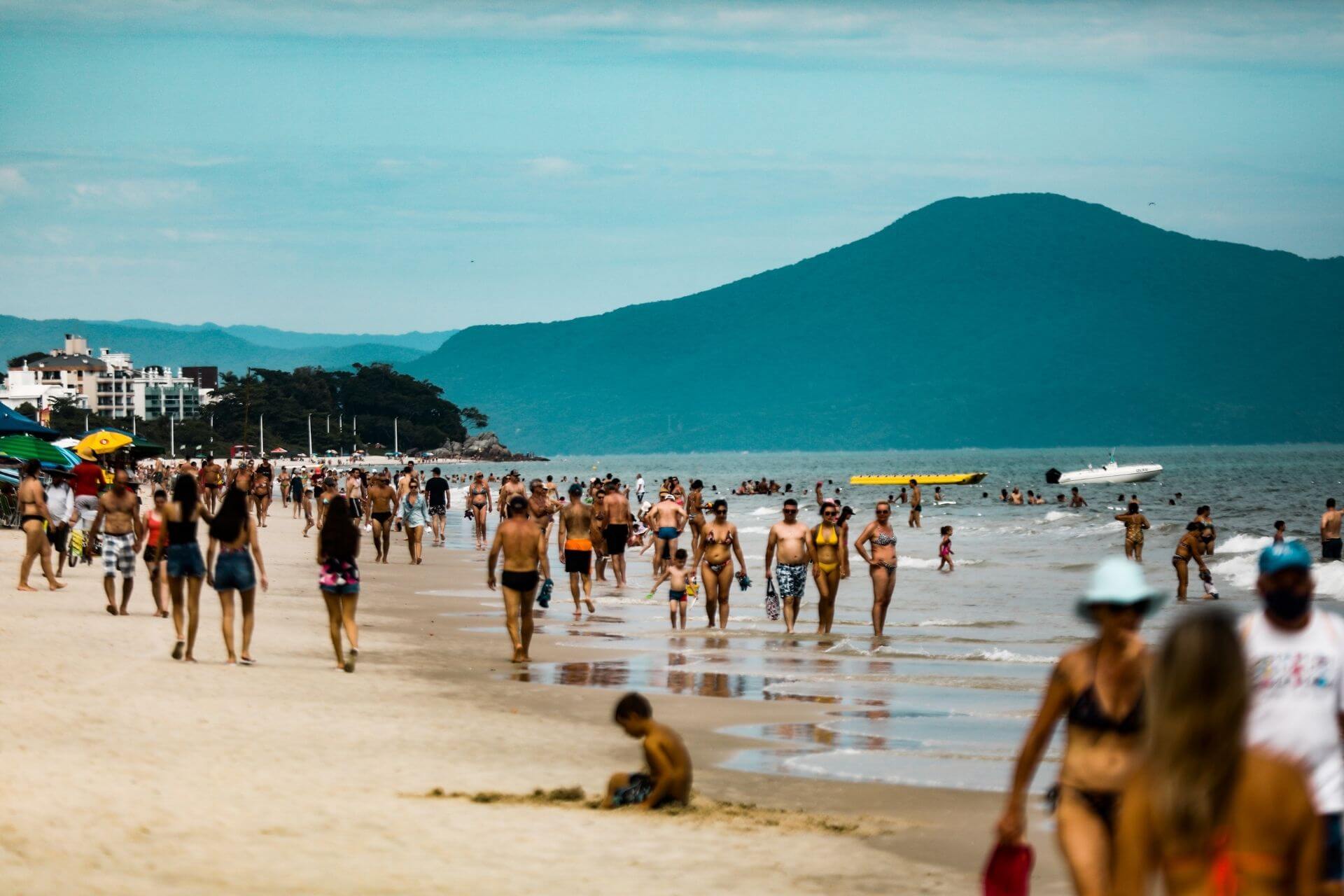 Florianópolis é a sétima cidade que mais depende do turismo
