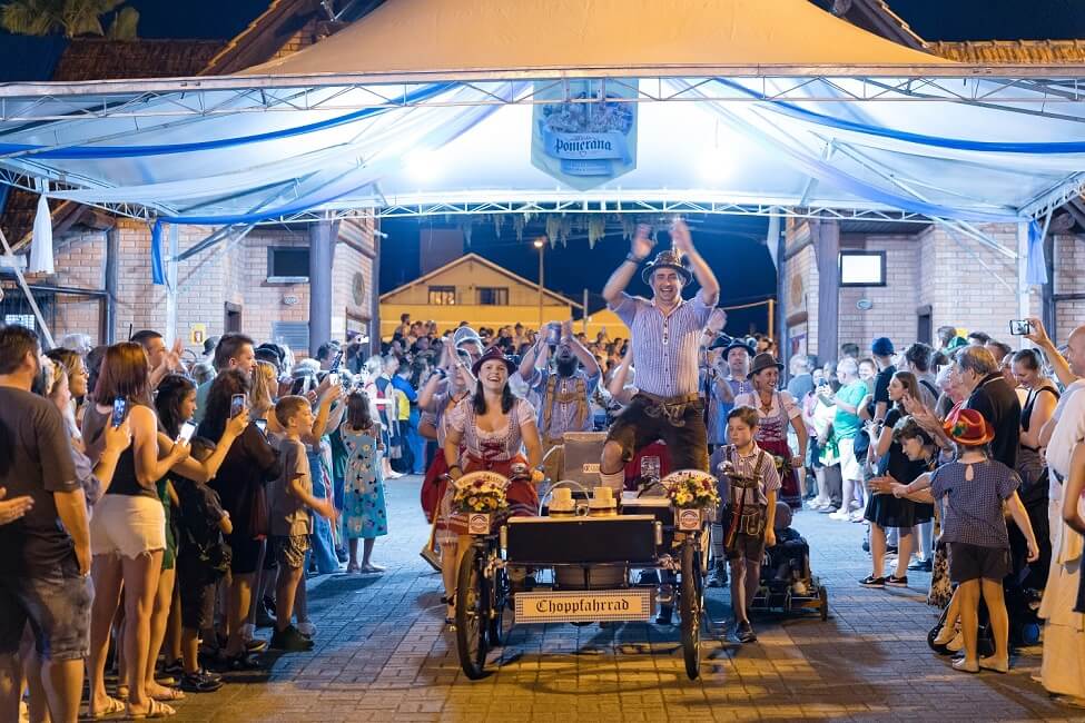 Desfile Festa Pomerana